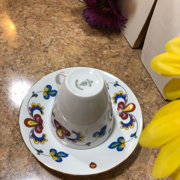 Porsgrund Norway Farmers Rose Demitasse Cup & Saucer (Rim, Gold Trim) Set - Picture 13 of 13